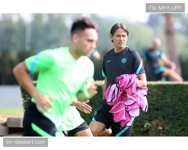 国米备战都灵,小因扎吉赛前训练重点演练高位压迫转换 国米备战都灵,小因扎吉赛前训练重点演练高位压迫转换